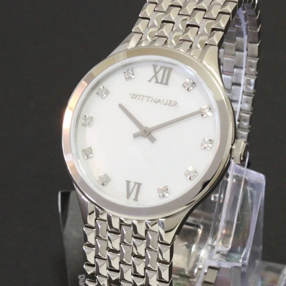 Wittnauer Ladies Cosmopolitan Watch 10 Hand Set Diamonds 34mm